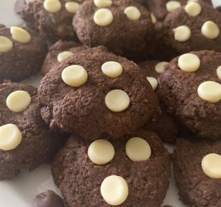 Chocolate Mint Chip Cookies- (THM S, Low-Carb, Keto)