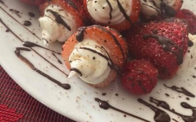 3-ingredient cheesecake stuffed strawberries (THM S, low carb, keto)